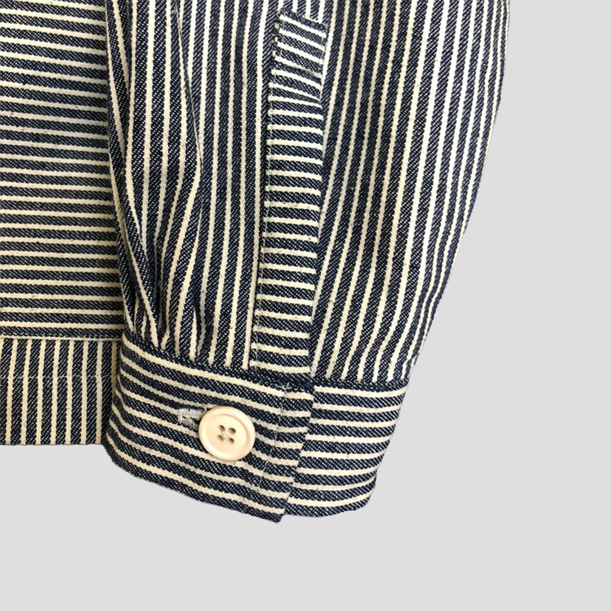 Pocketed overshirt in huckleberry stripe