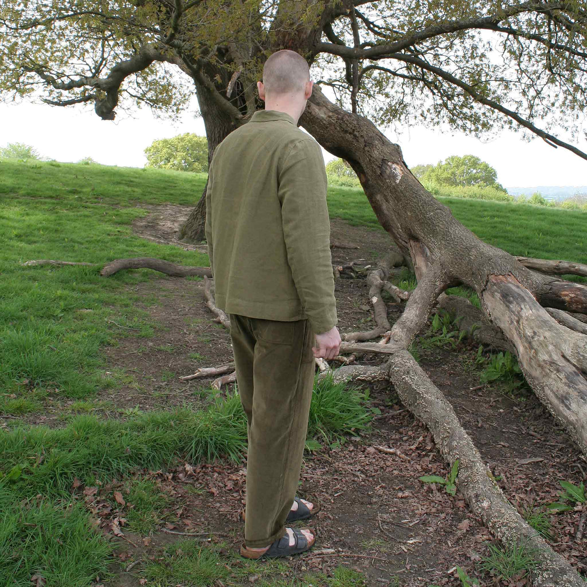 The side button trouser Olive cord