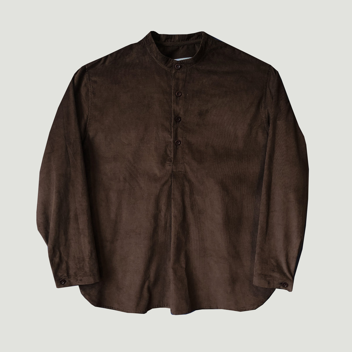 Yard shirt in a chocolate cotton cord