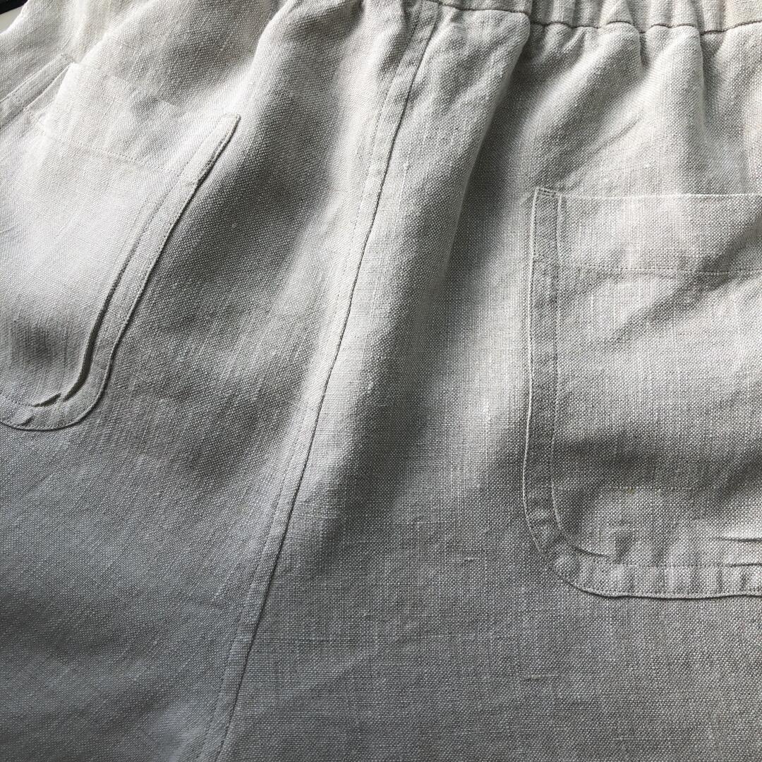 Everyday trousers in oatmeal linen