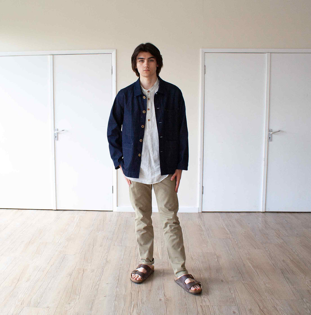 Traditional chore jacket in a cotton denim - Indigo