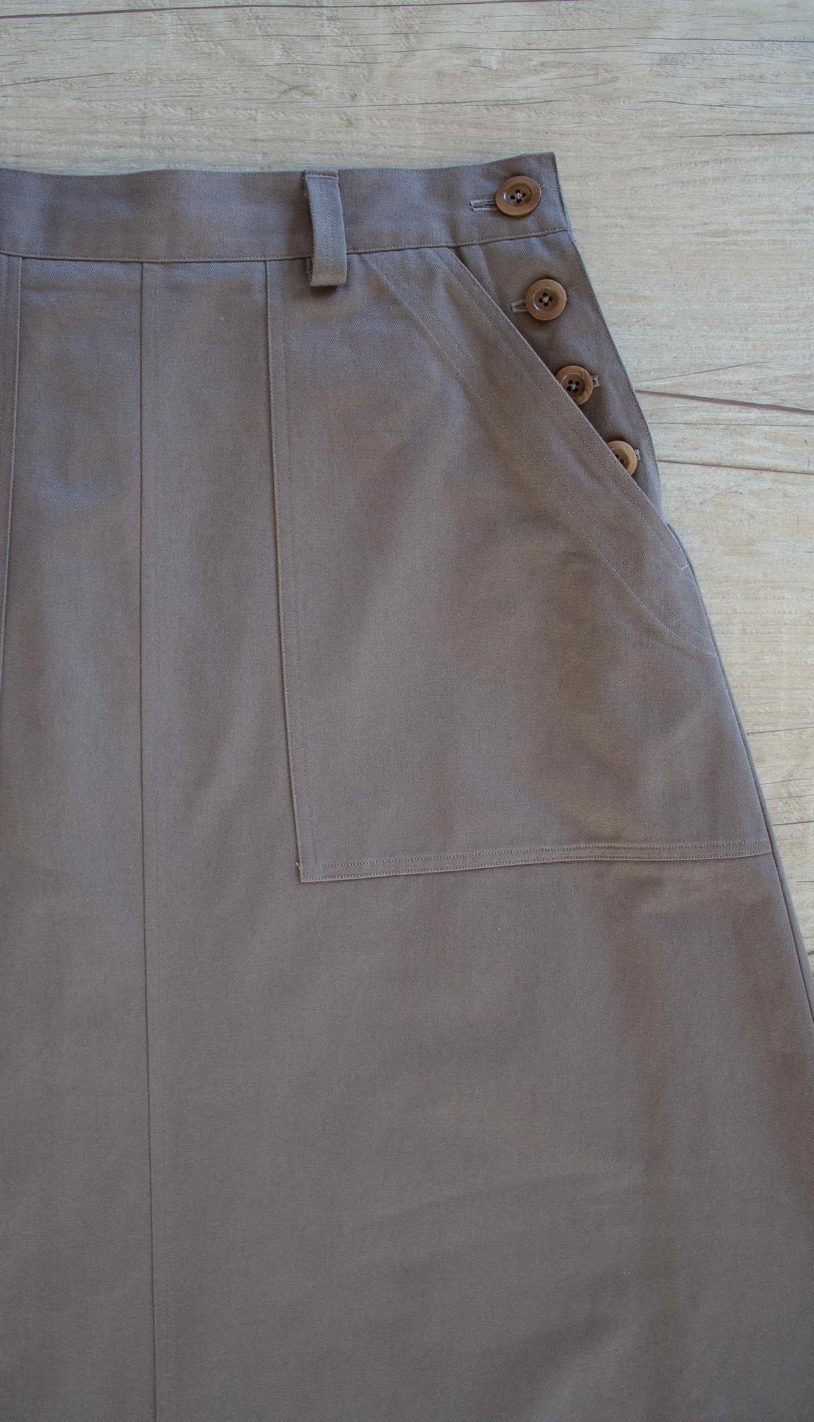 Carpenter skirt Cotton twill soft brown