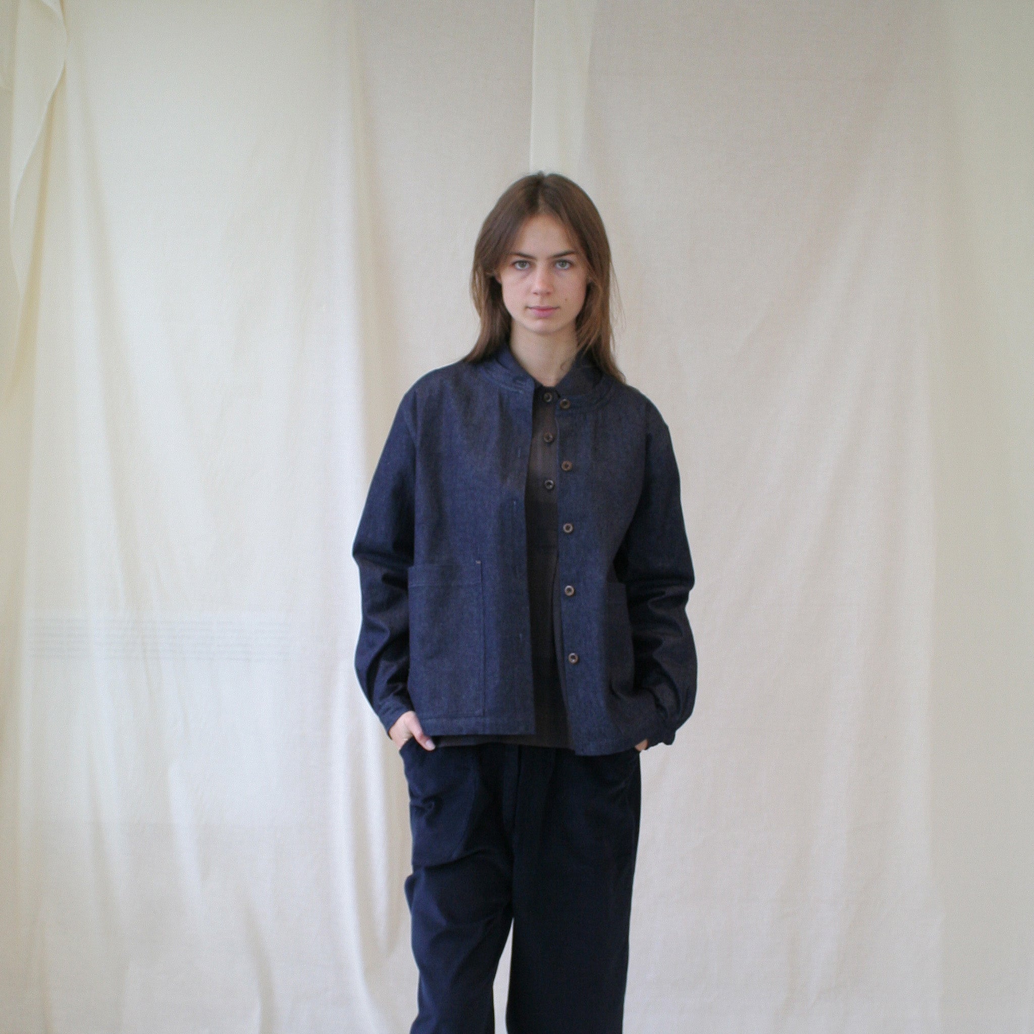 Pocketed overshirt in navy denim