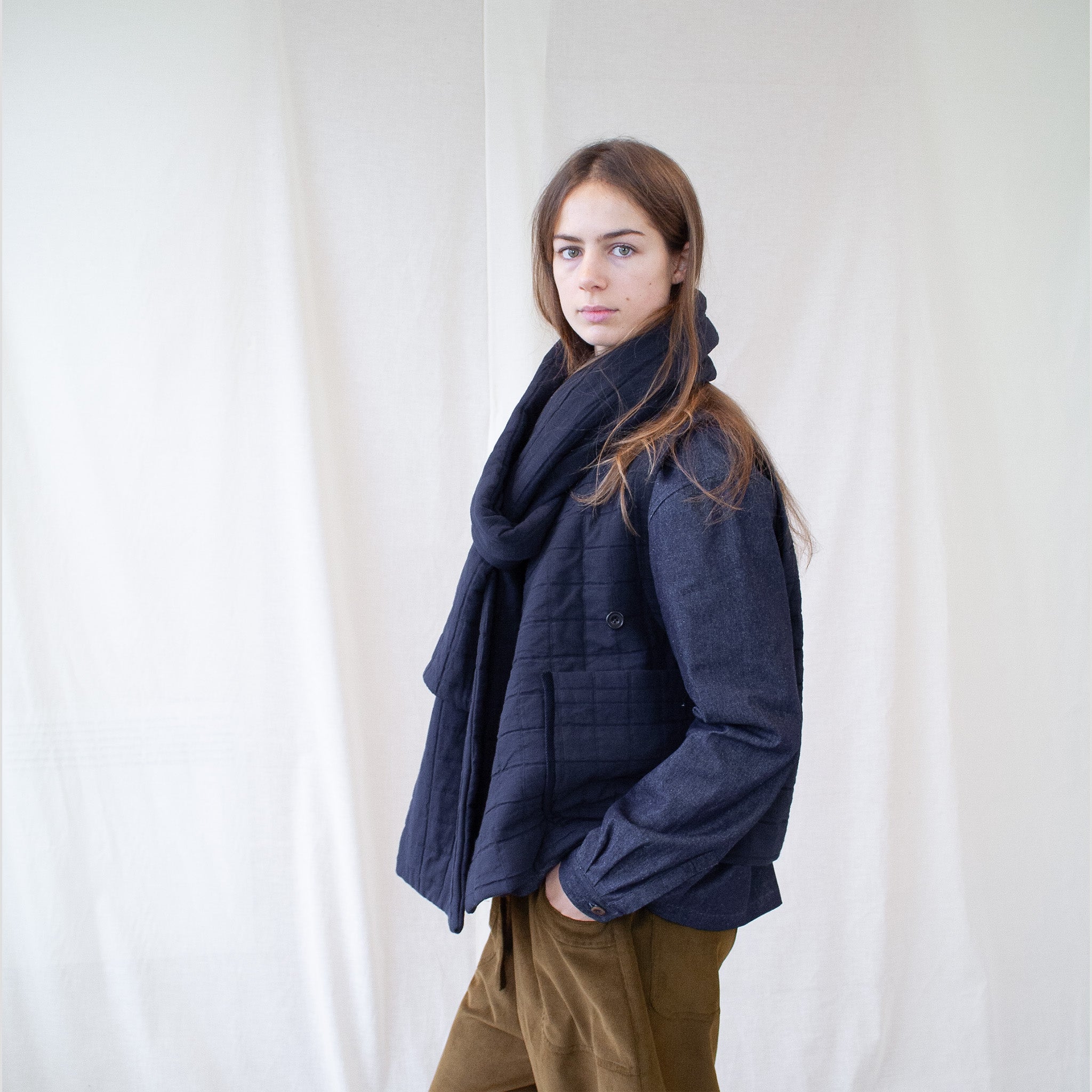 Quilted scarf navy cotton