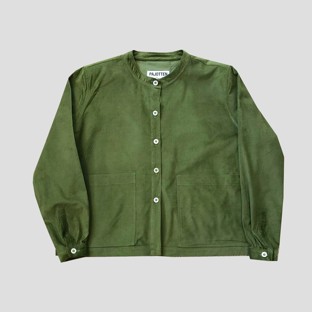 Pocketed overshirt in soft cord green