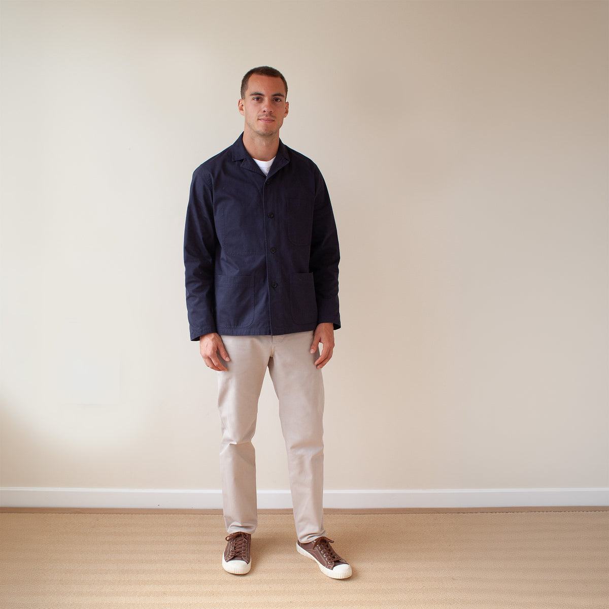 Straight legged trousers in cream cotton twill