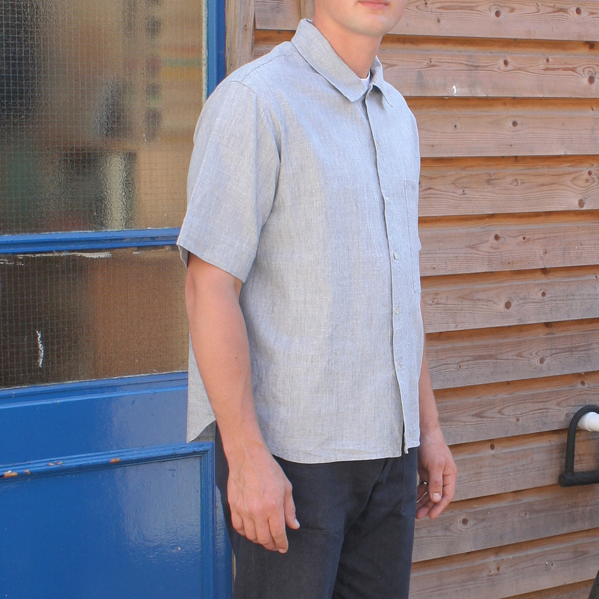 Short sleeved shirt blue cotton hemp